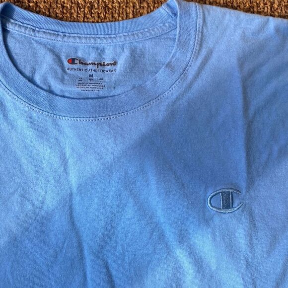 Baby blue champion tee shirt - Picture 2 of 3